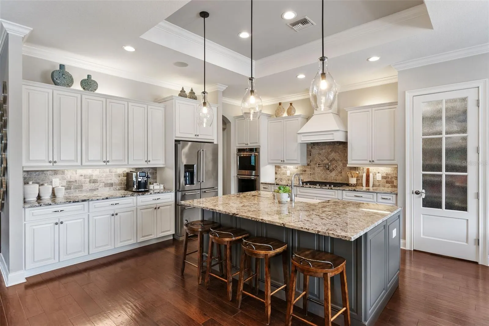 10705 CRANE HILL CT