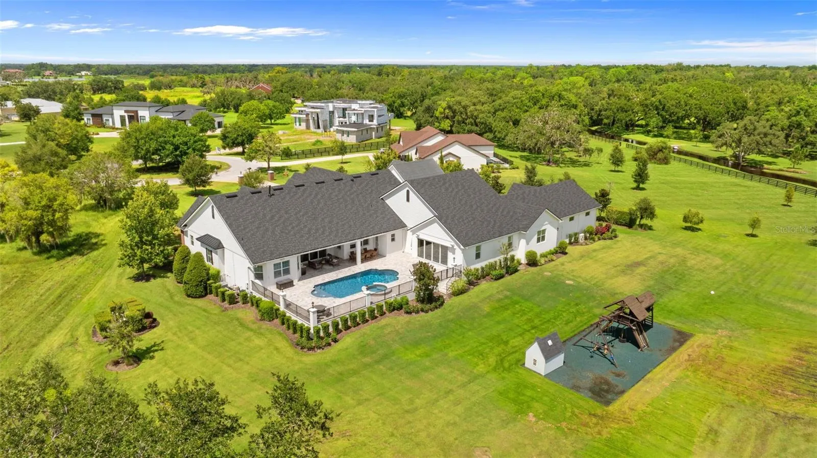 10705 CRANE HILL CT