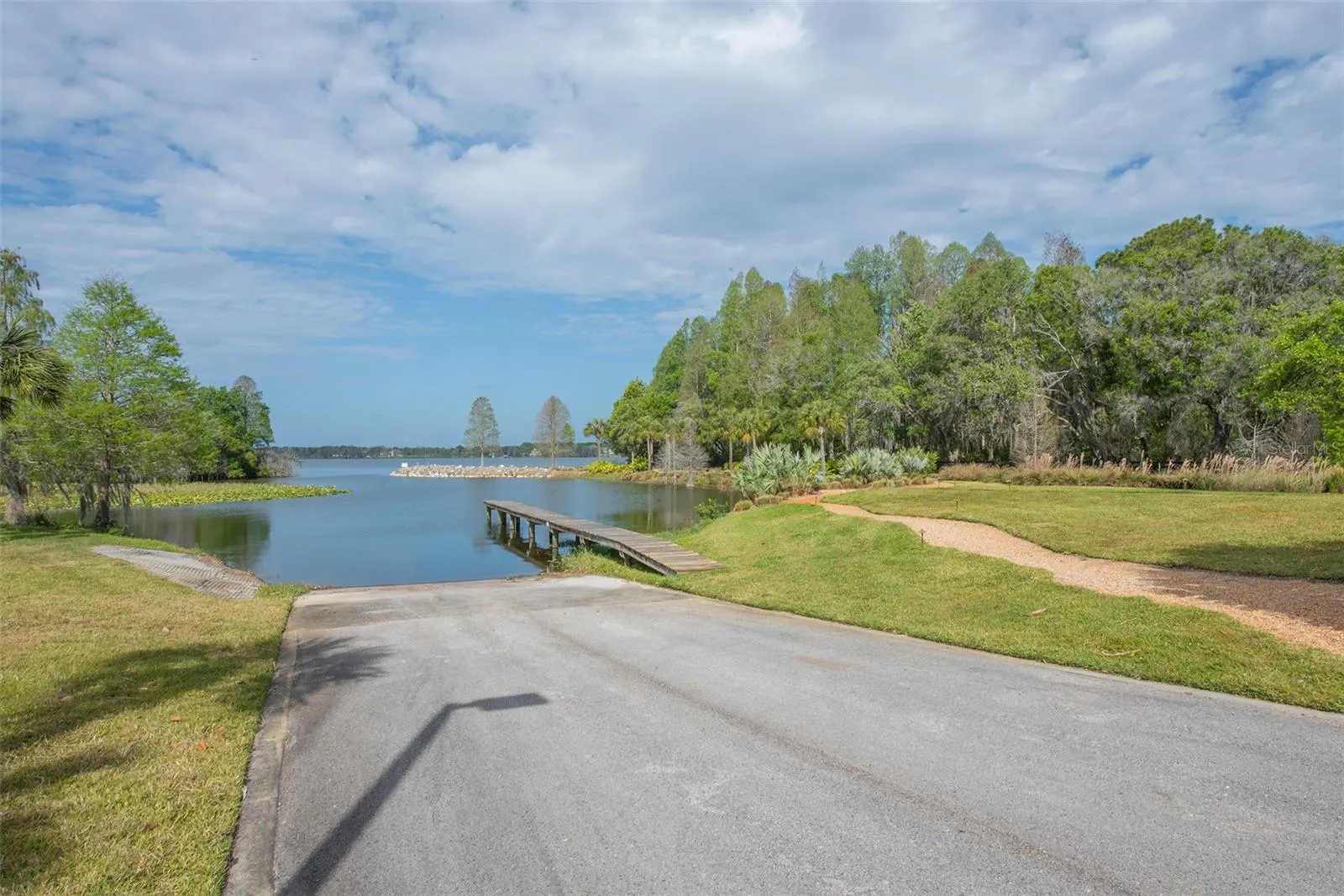 10705 CRANE HILL CT