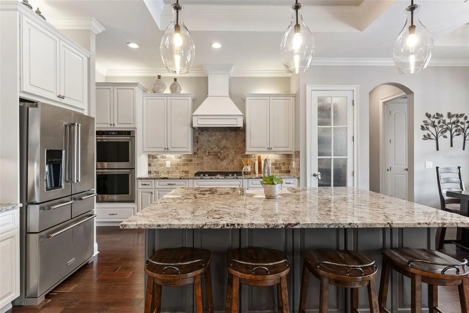 10705 CRANE HILL CT