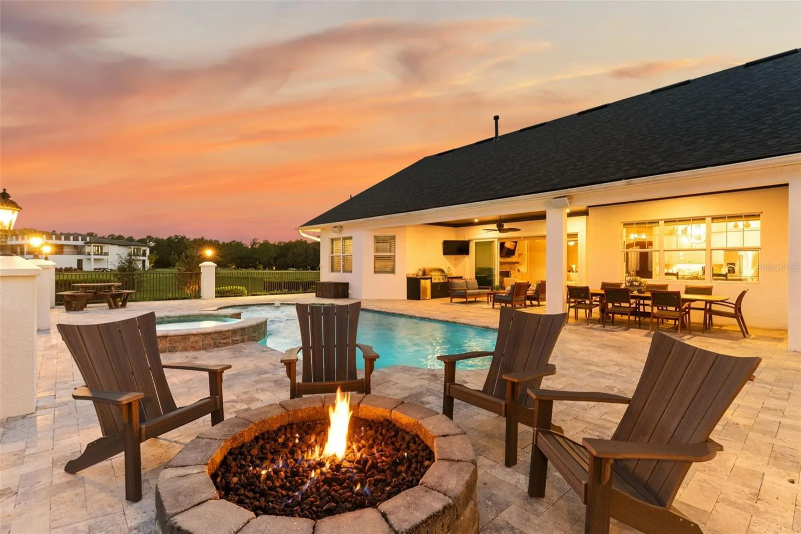 10705 CRANE HILL CT
