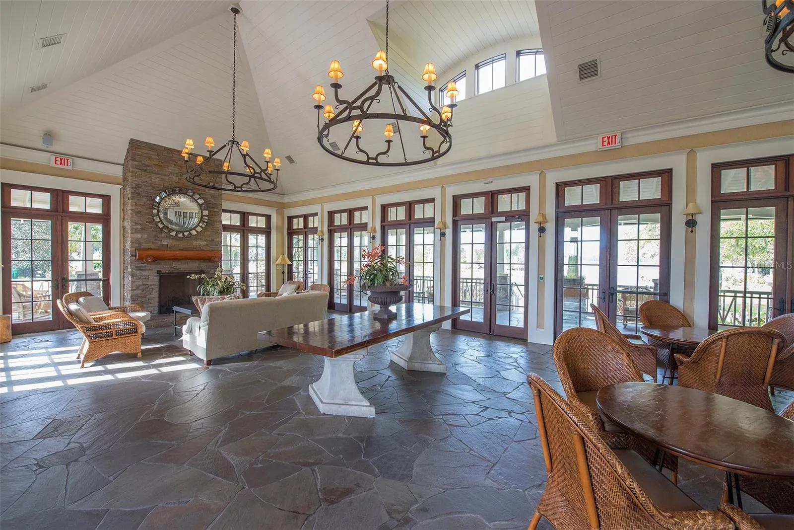 10705 CRANE HILL CT