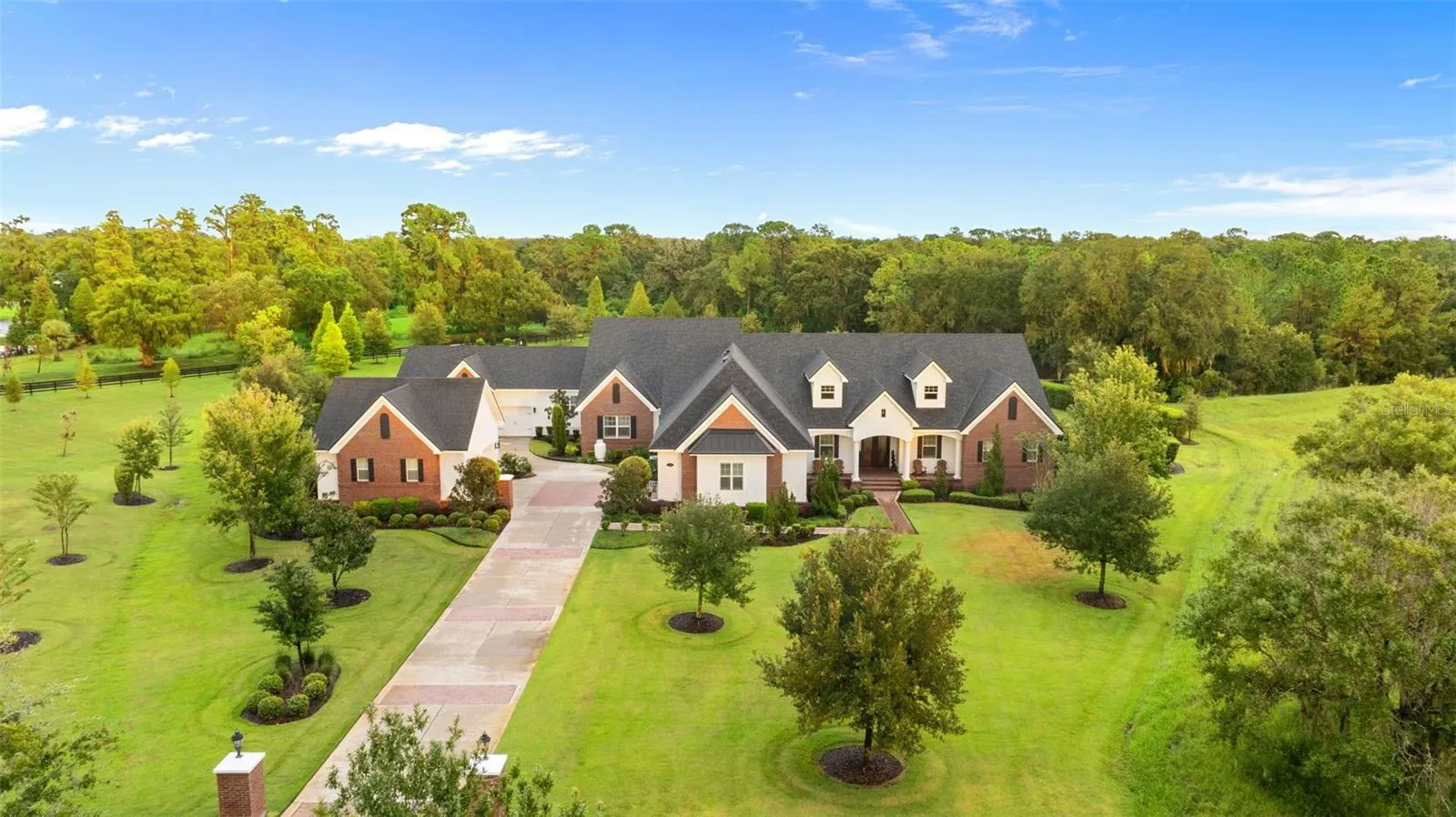 10705 CRANE HILL CT
