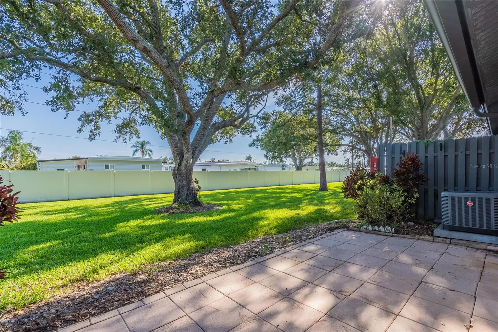 3686 EL CAMINO CT