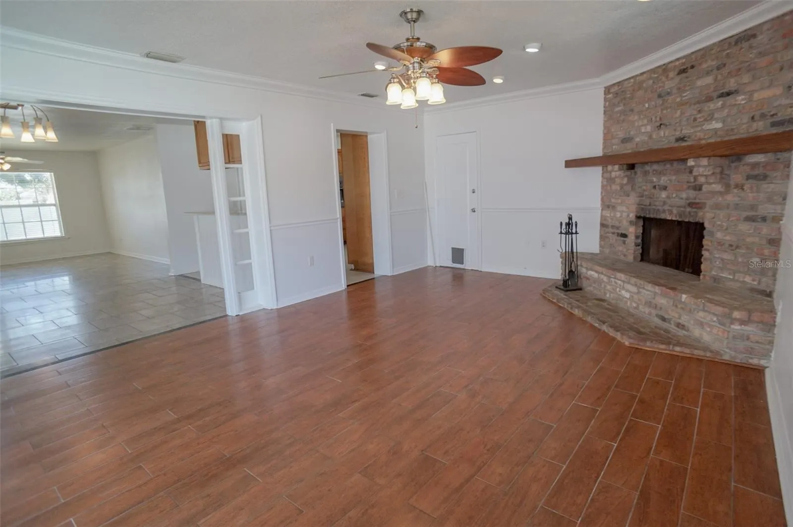 1678 FORTUNE DR