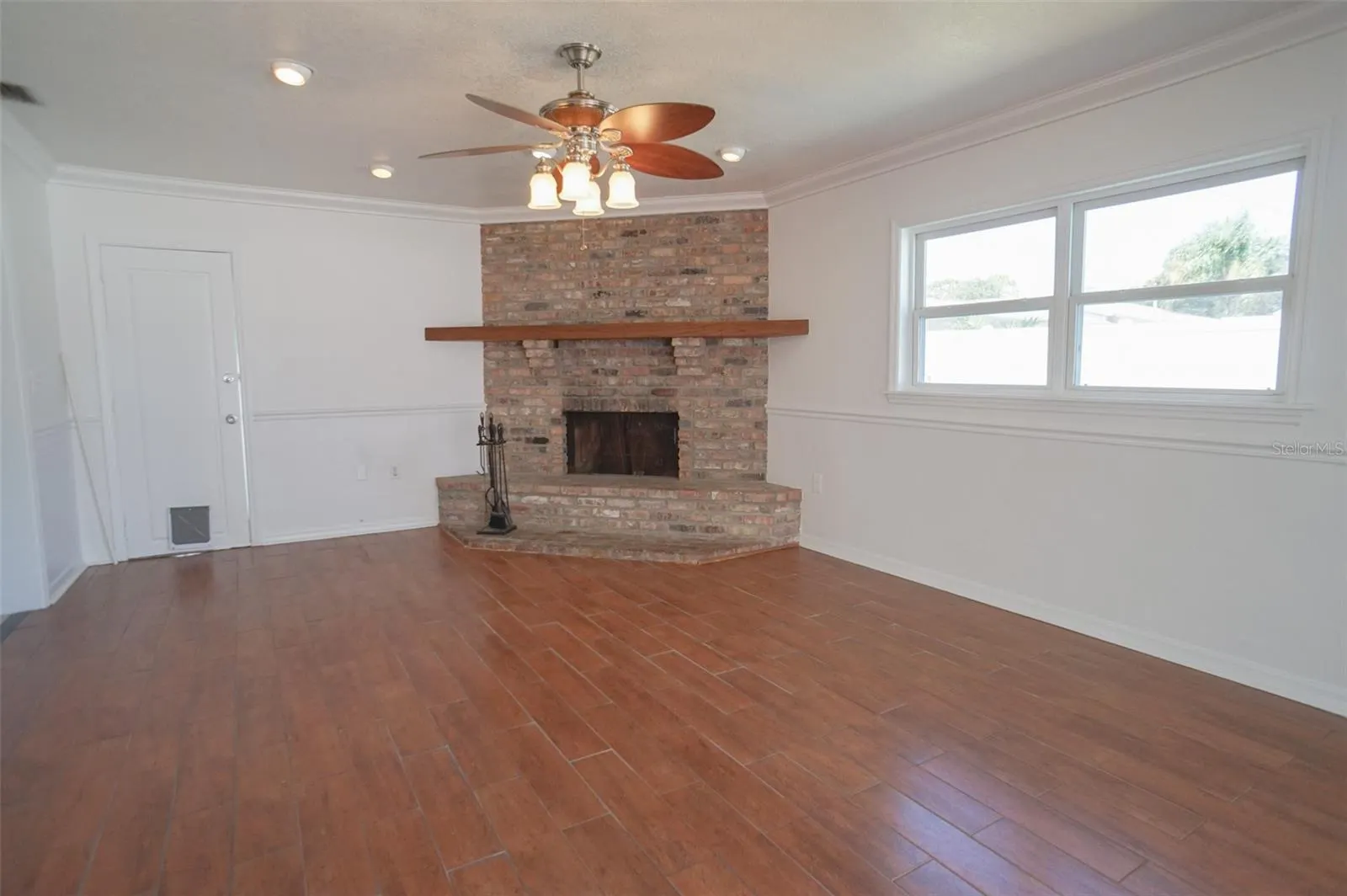 1678 FORTUNE DR