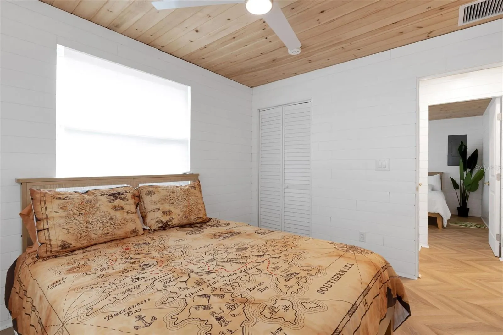 8390 LITTLE GASPARILLA ISLAND
