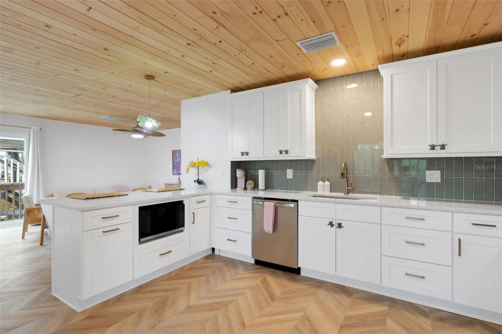 8390 LITTLE GASPARILLA ISLAND