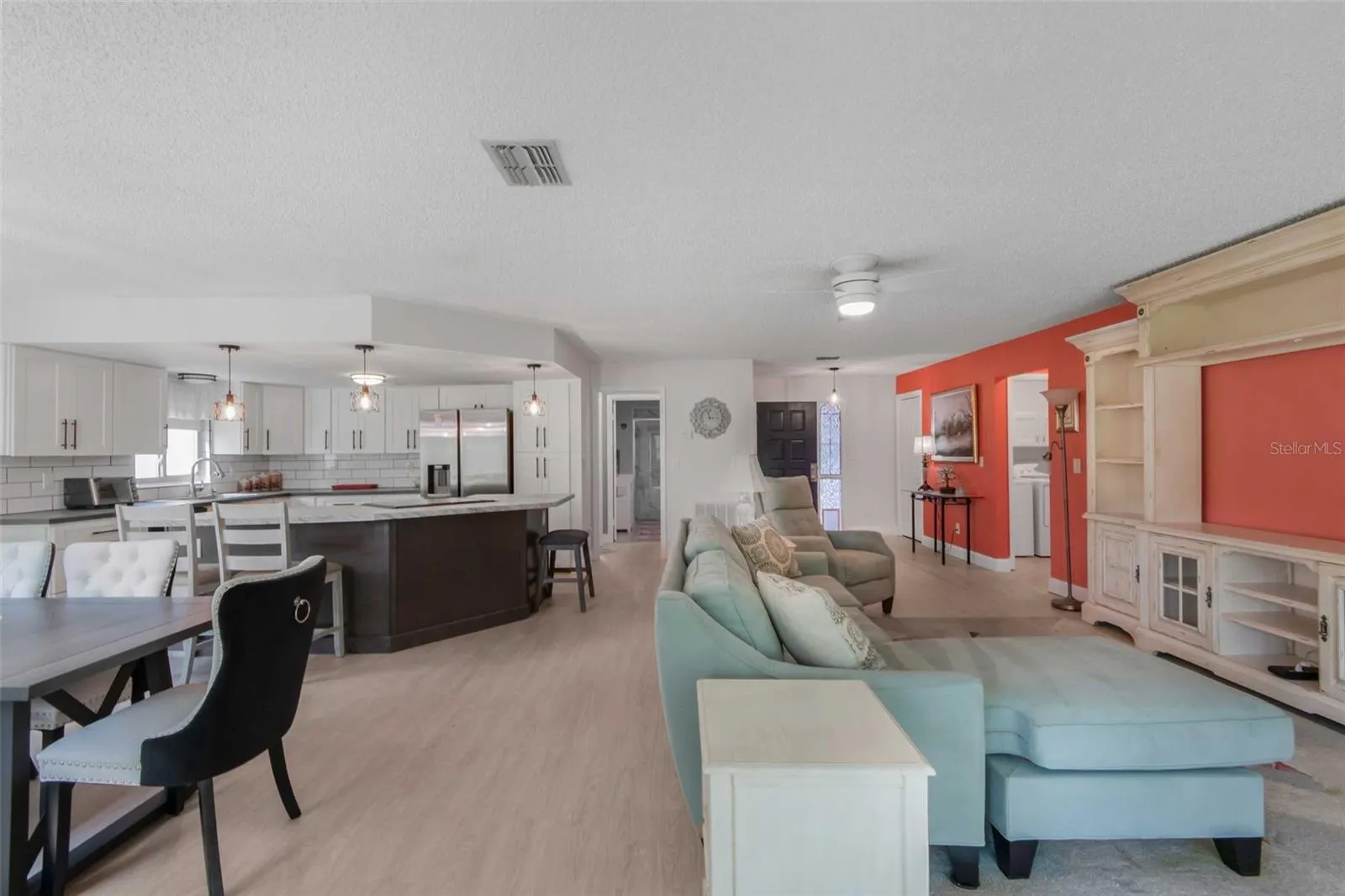 135 ANTON CT