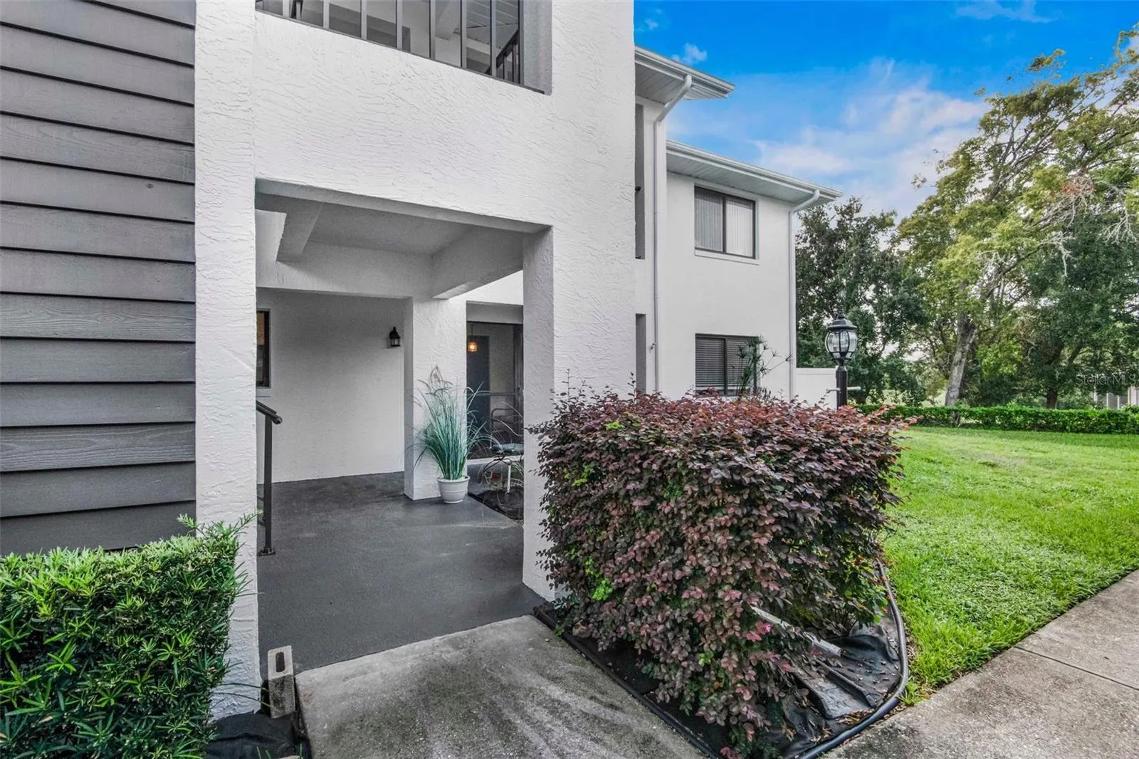 135 ANTON CT