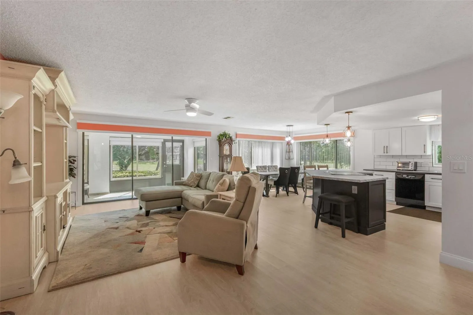 135 ANTON CT