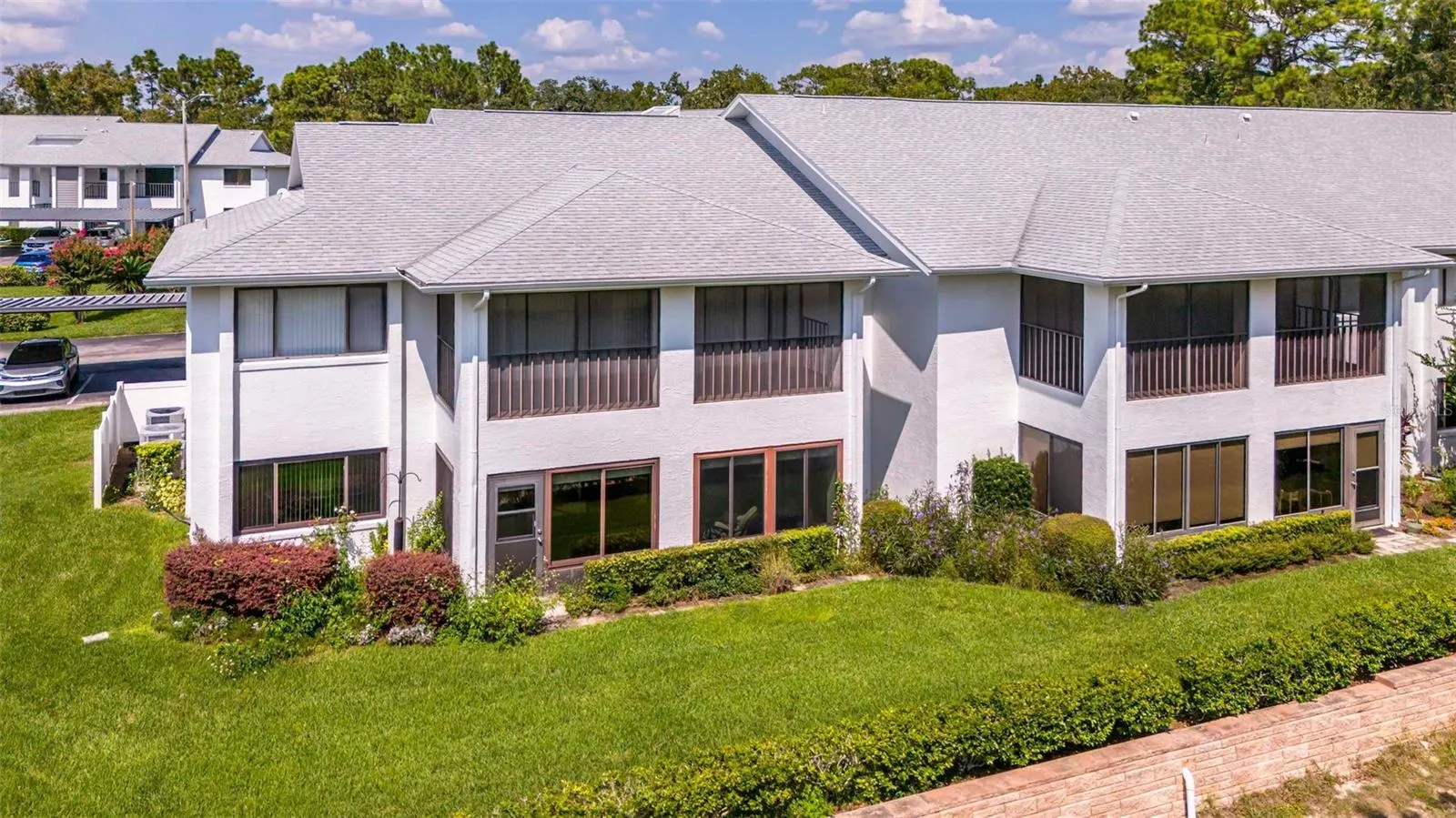 135 ANTON CT