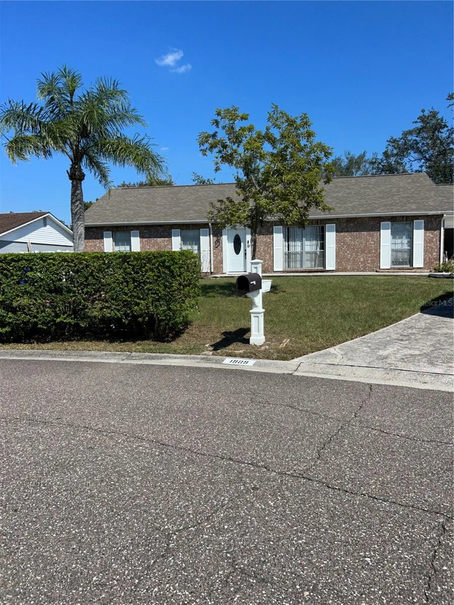 1909 LIDO DR