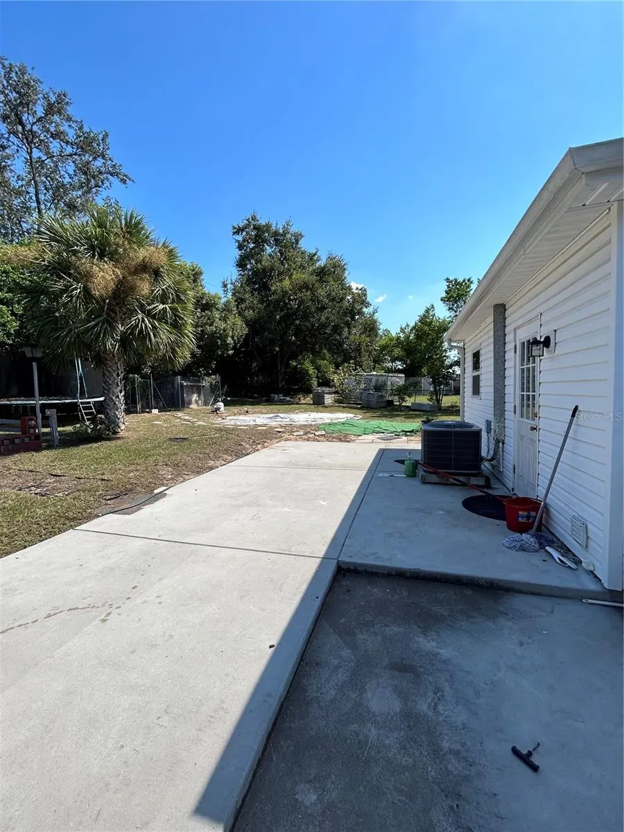 1909 LIDO DR