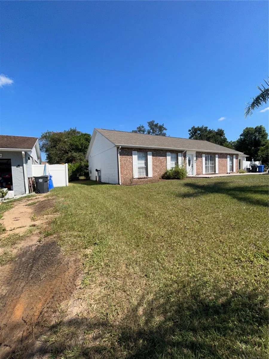 1909 LIDO DR