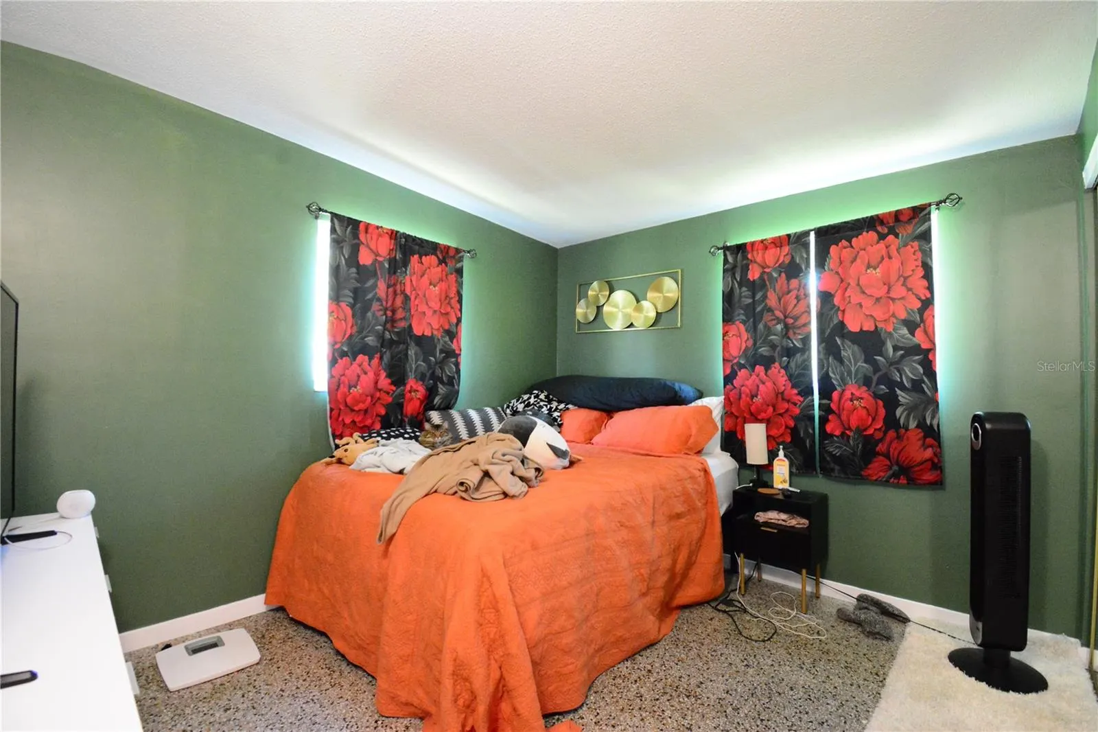 11048 105TH LN