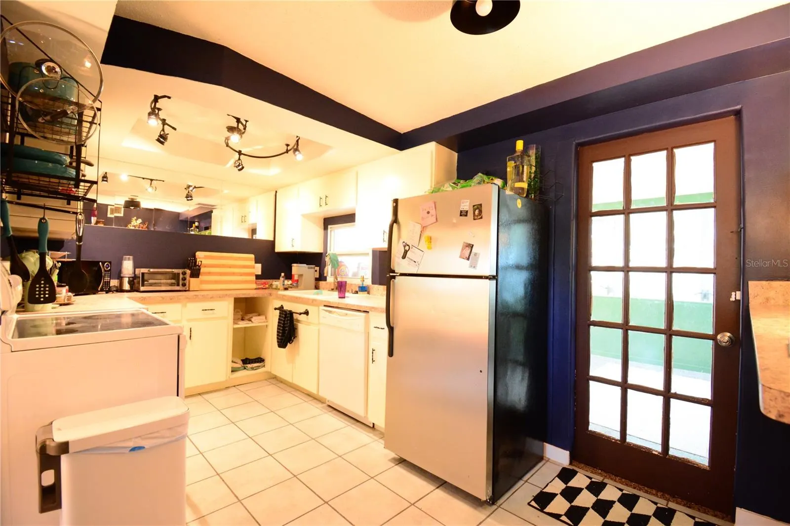 11048 105TH LN