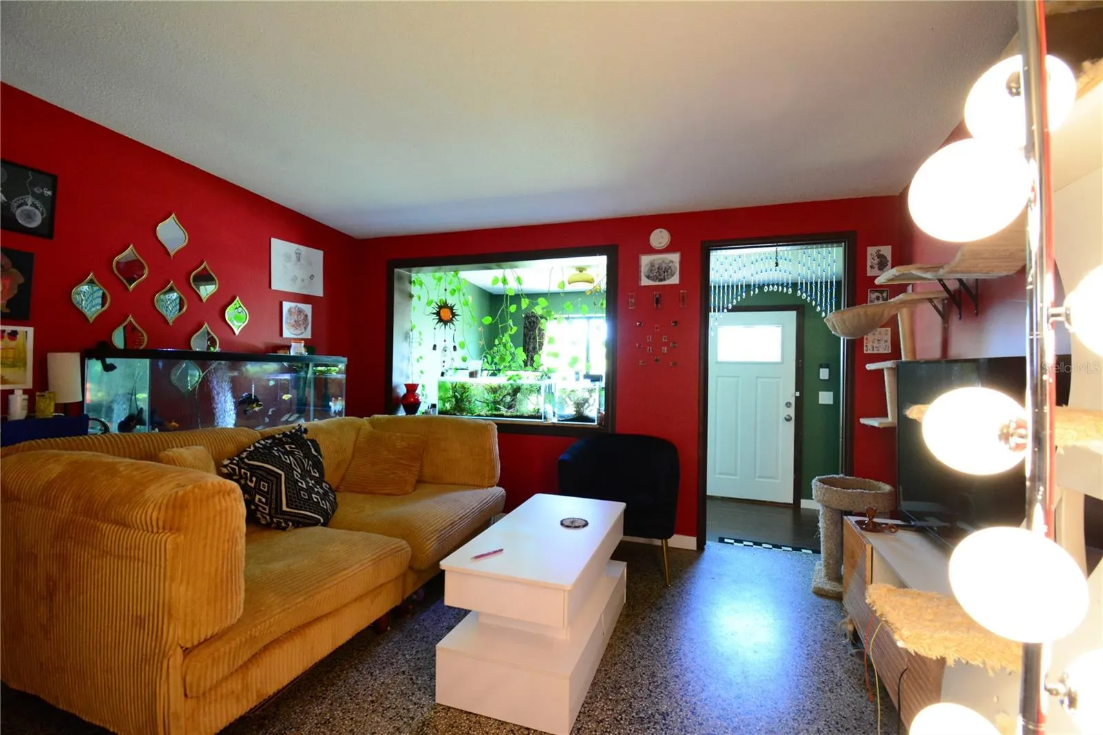 11048 105TH LN