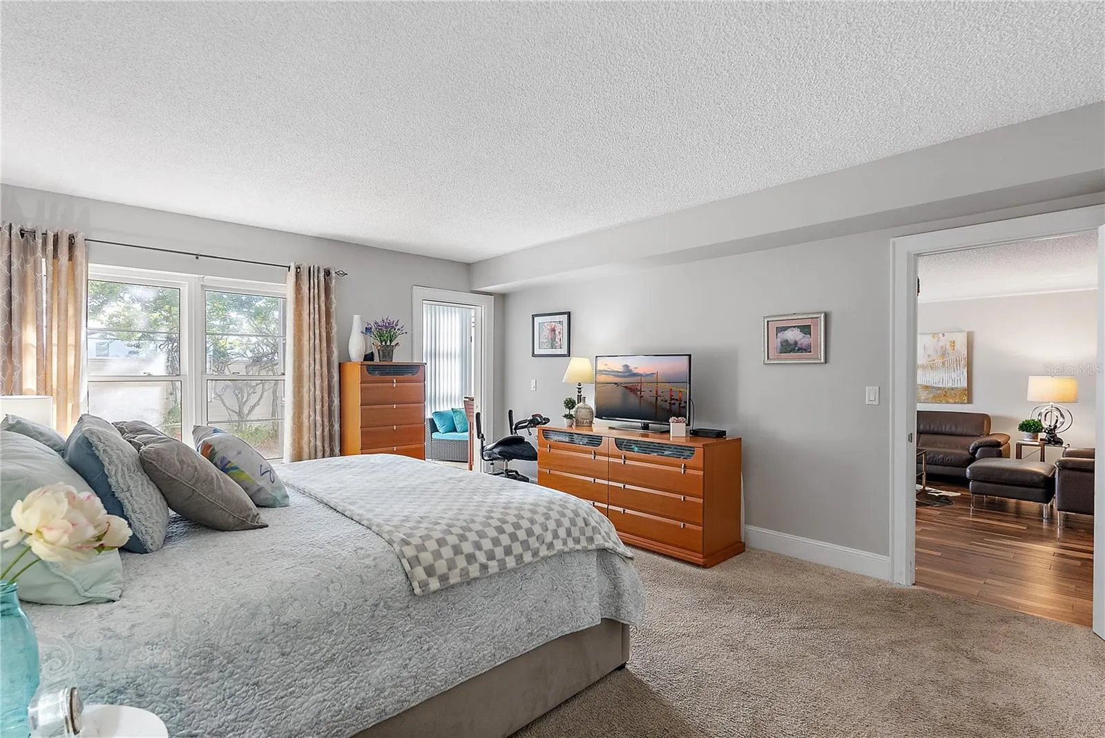 131 BLUFF VIEW DR #103, #103