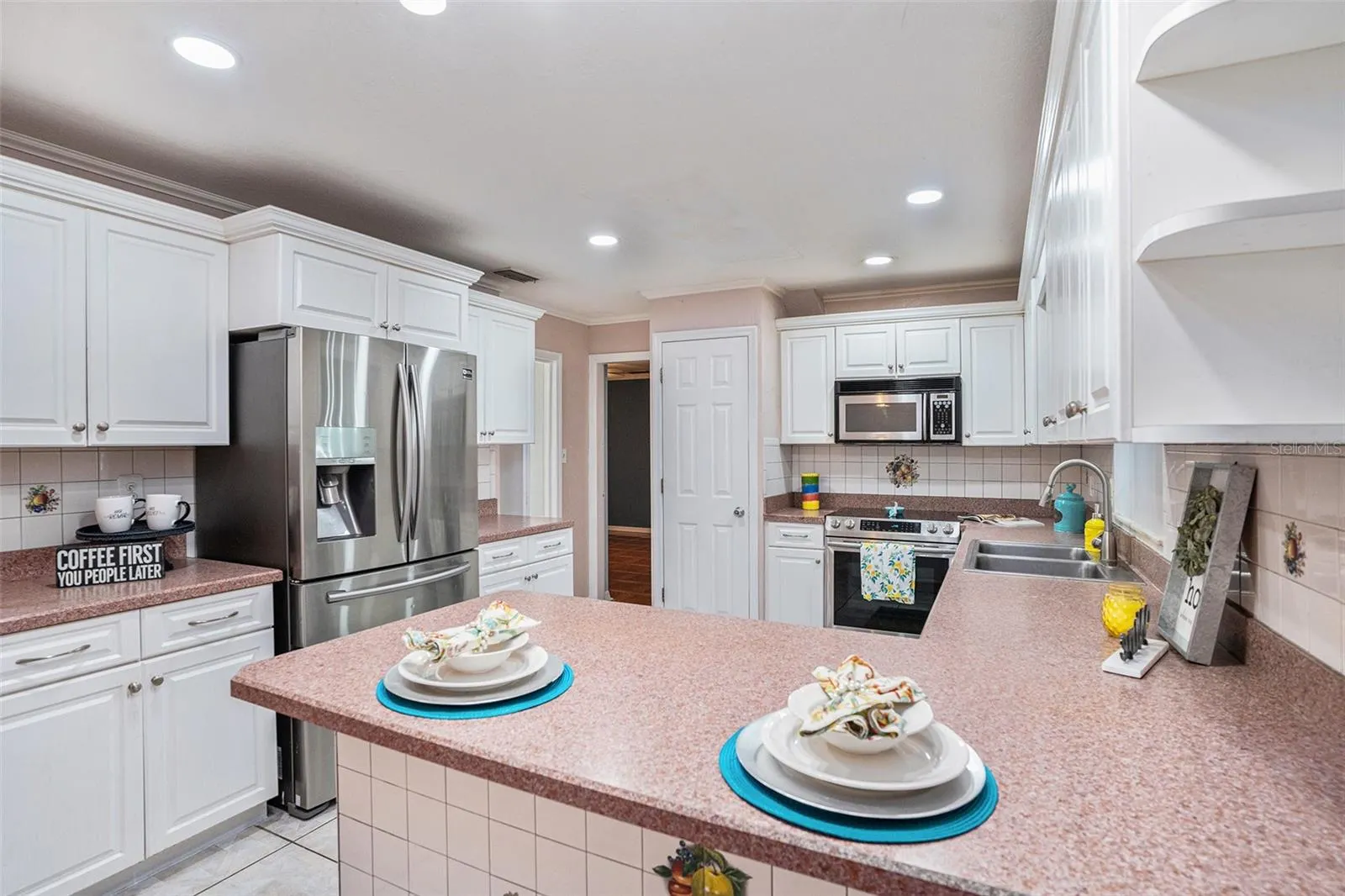 2531 LAKE ELLEN DR