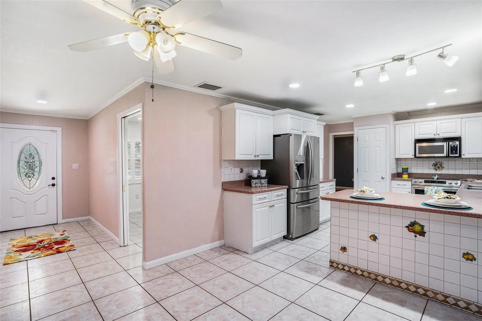 2531 LAKE ELLEN DR