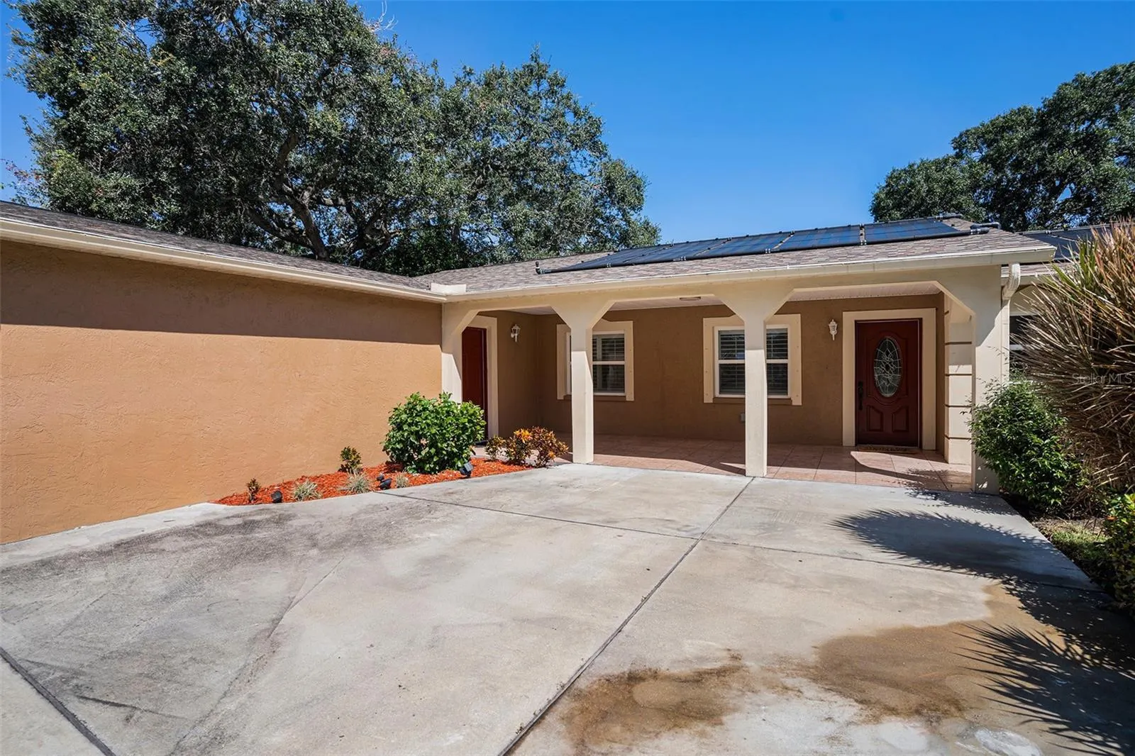 2531 LAKE ELLEN DR