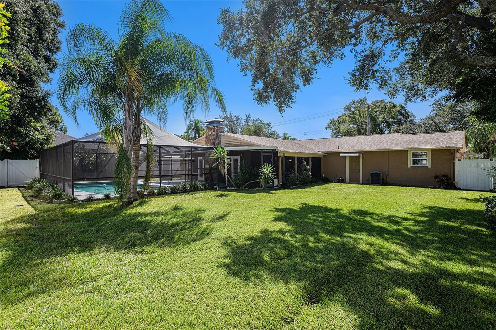2531 LAKE ELLEN DR