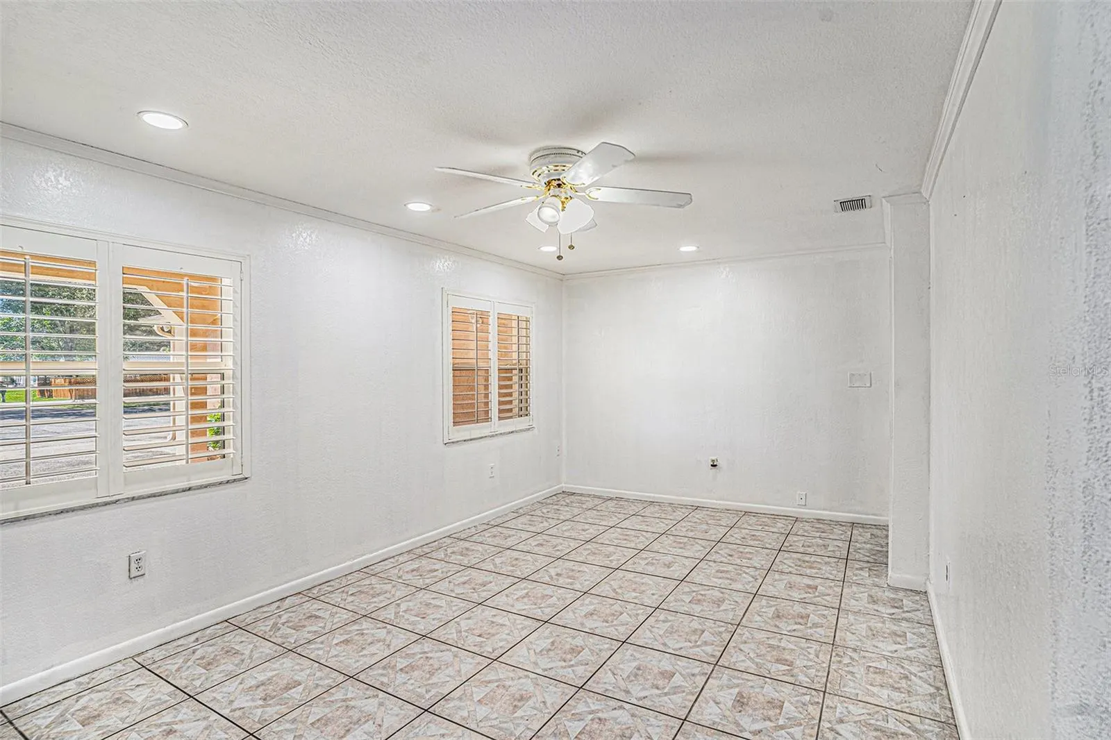 2531 LAKE ELLEN DR