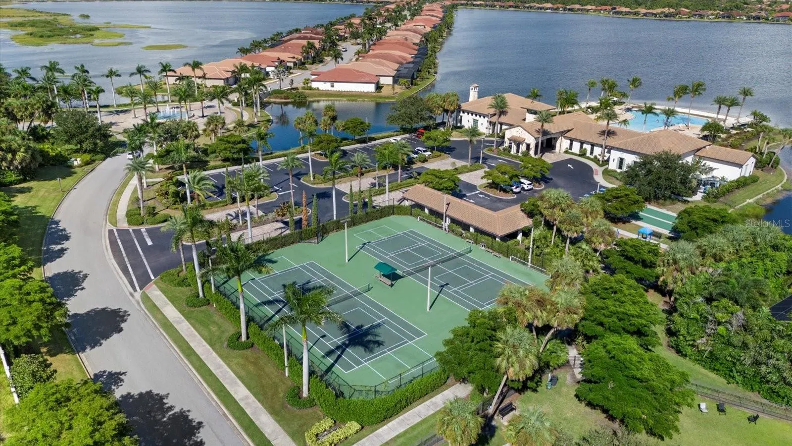 323 TOSCAVILLA BLVD