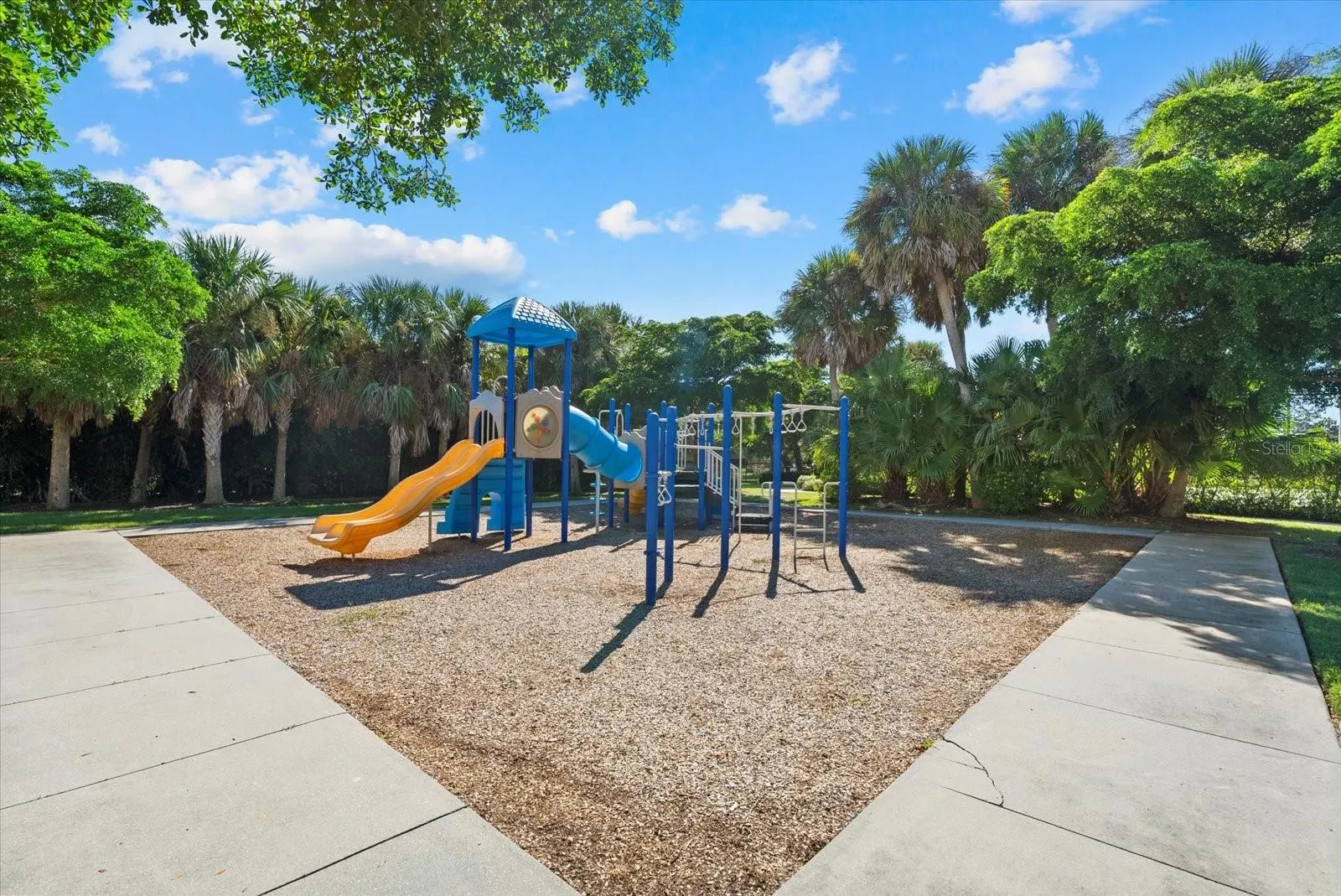 323 TOSCAVILLA BLVD