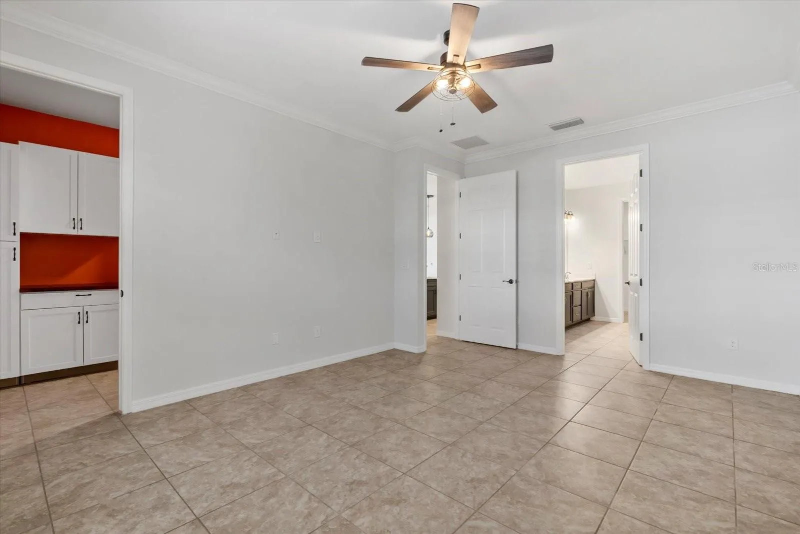 323 TOSCAVILLA BLVD