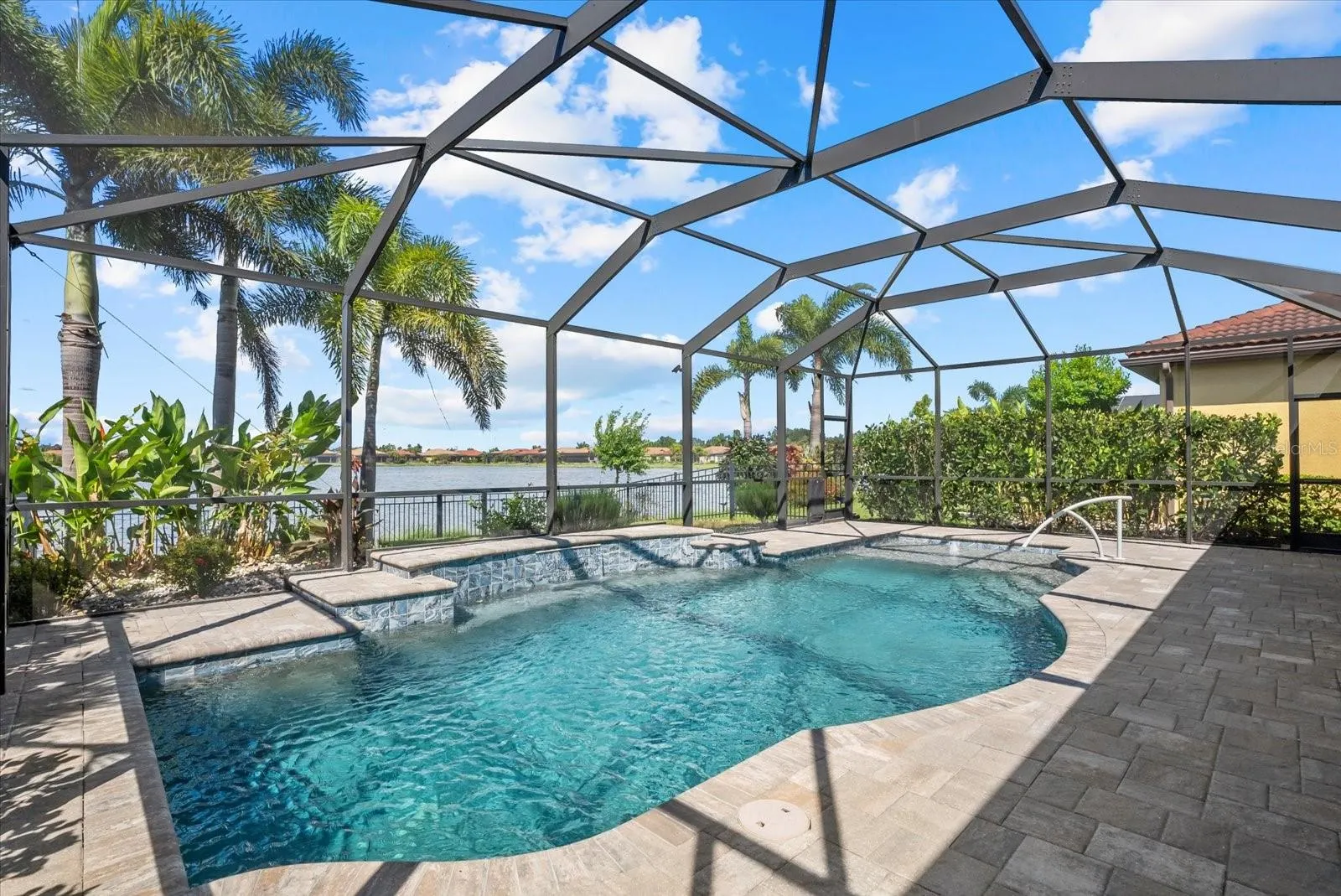 323 TOSCAVILLA BLVD