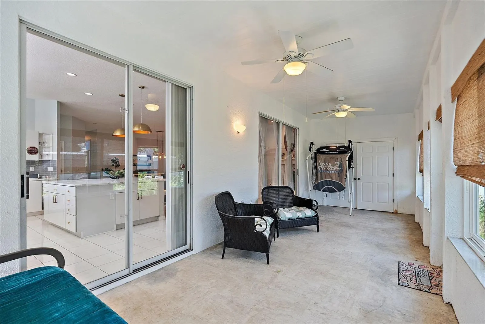 1665 ARABIAN LN