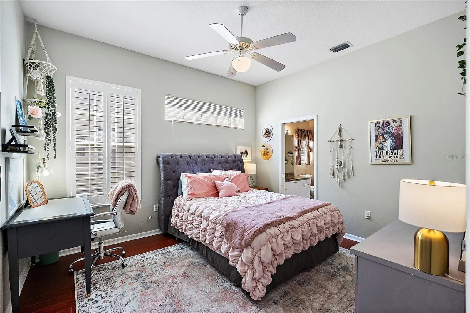1665 ARABIAN LN