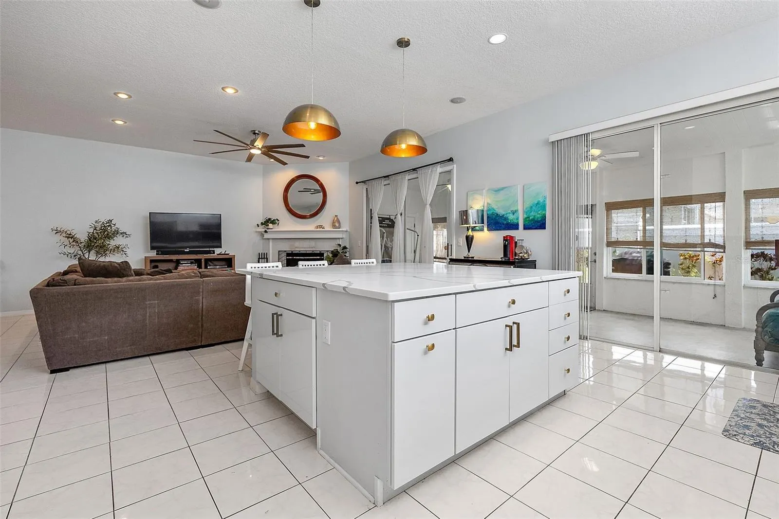 1665 ARABIAN LN