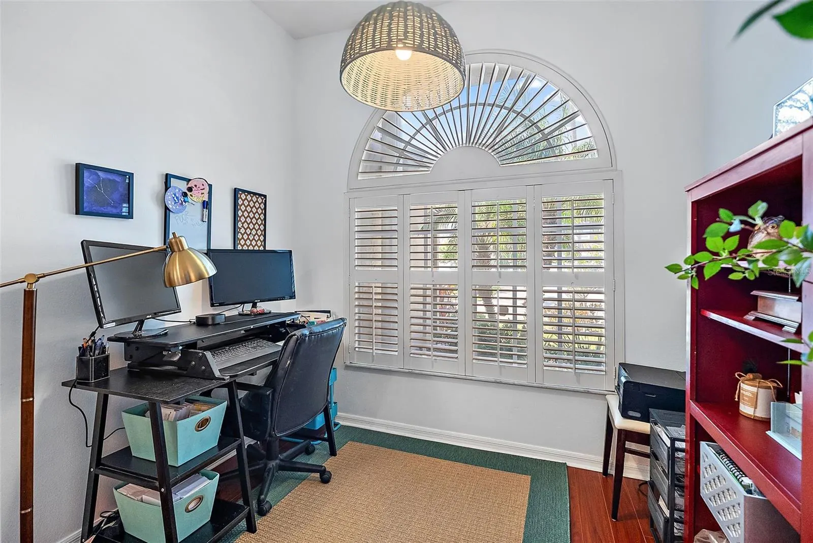 1665 ARABIAN LN