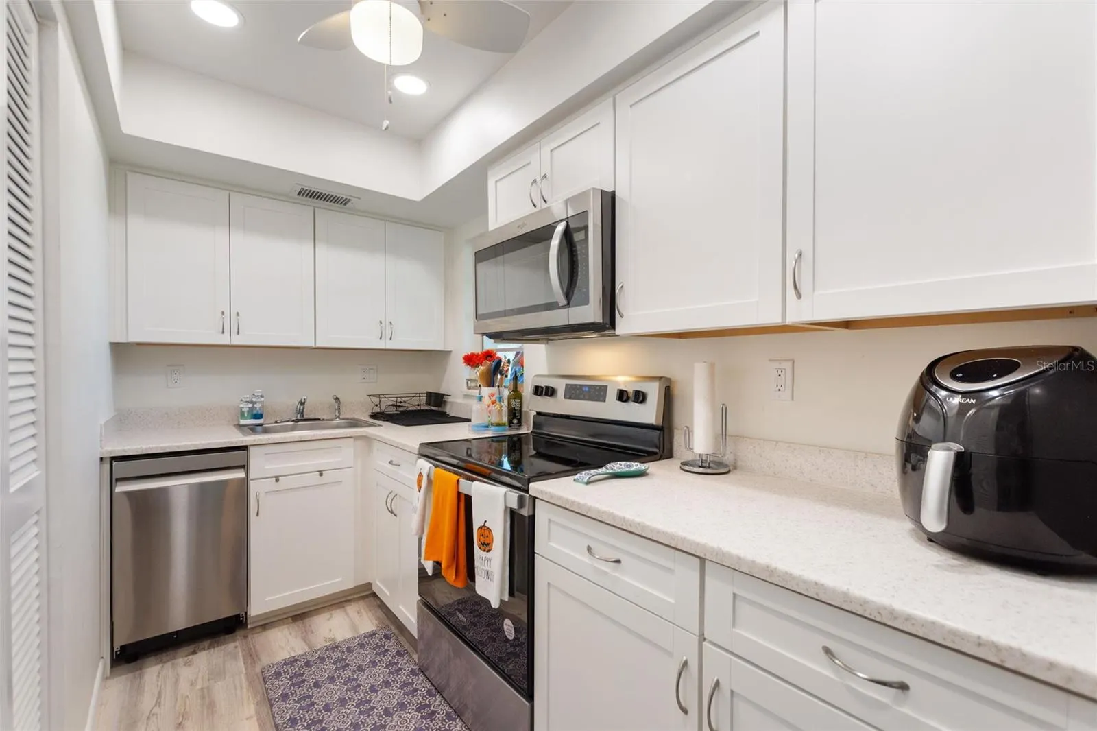 6100 12TH ST S #221, #221
