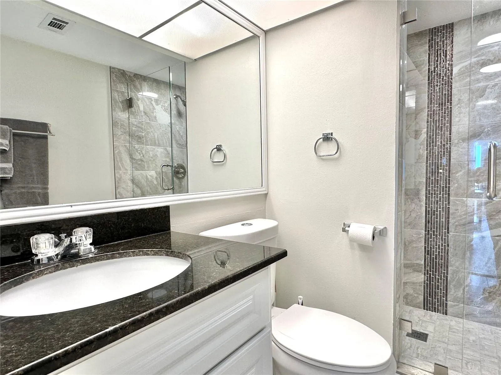 851 BAYWAY BLVD #905, #905