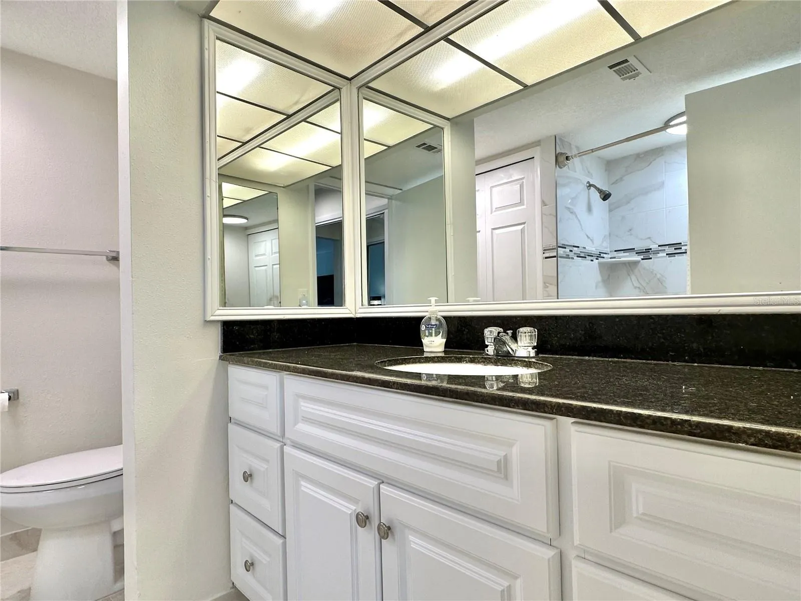 851 BAYWAY BLVD #905, #905