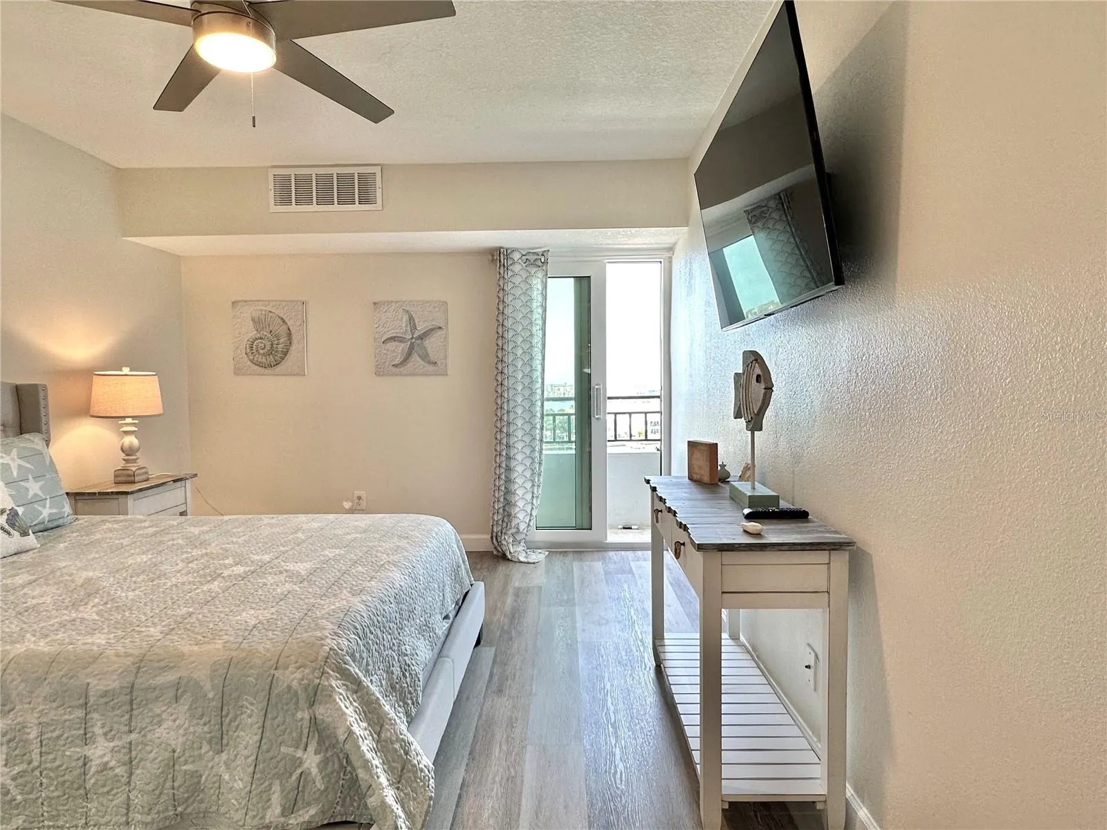 851 BAYWAY BLVD #905, #905