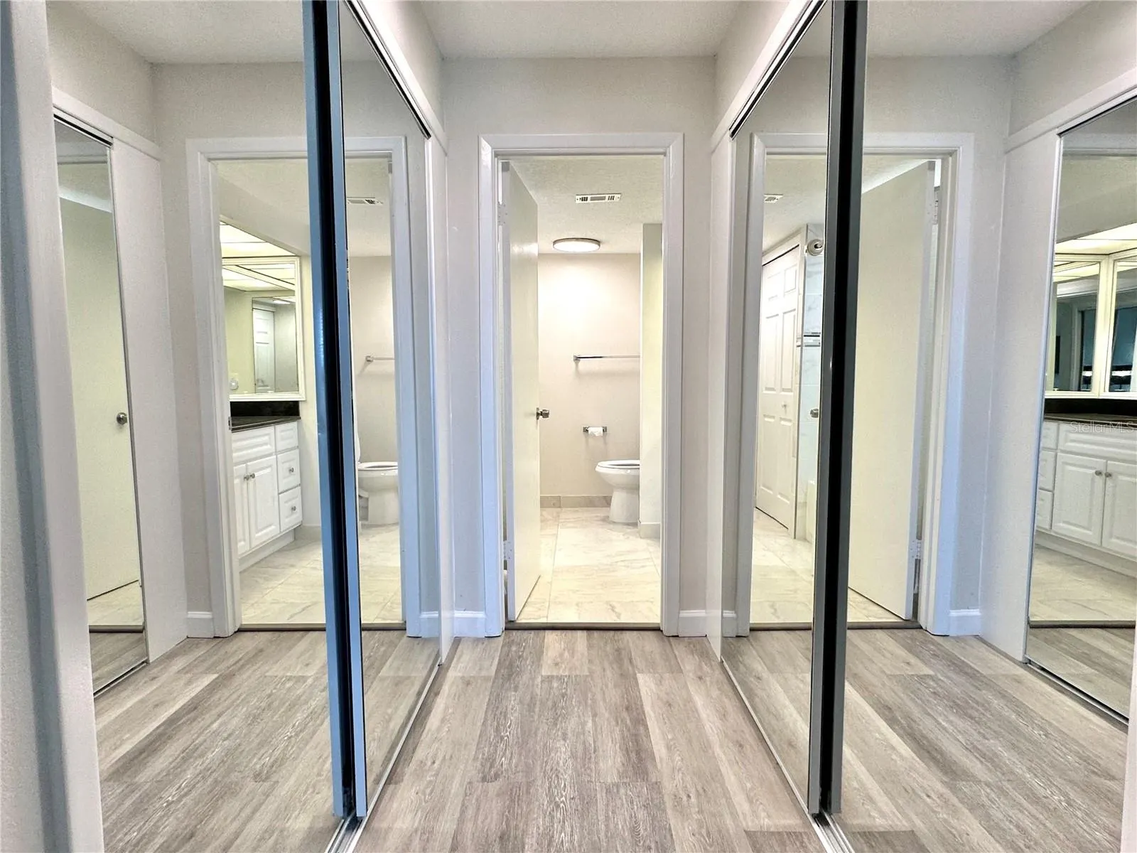 851 BAYWAY BLVD #905, #905