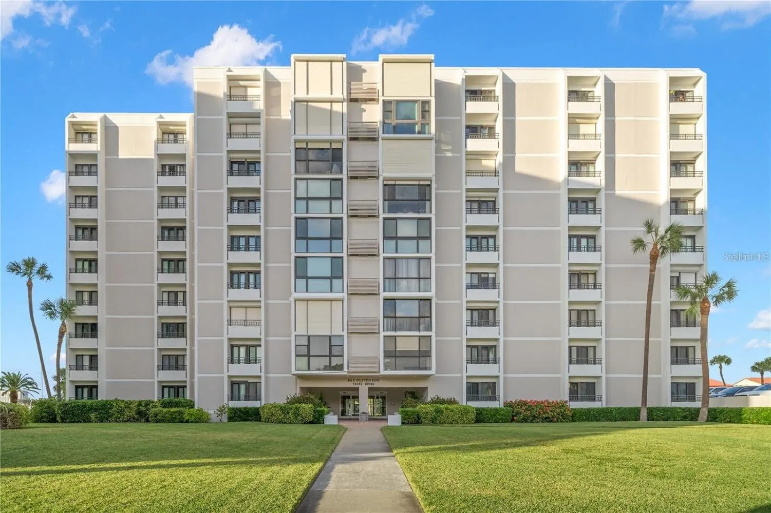 851 BAYWAY BLVD #905, #905