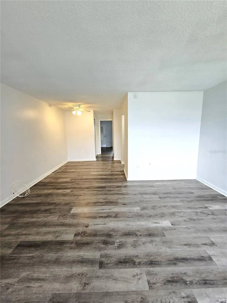 2366 SHELLEY ST #4, #4