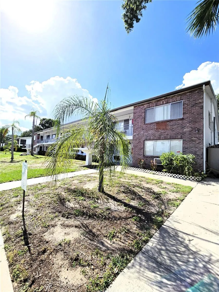 2366 SHELLEY ST #4, #4