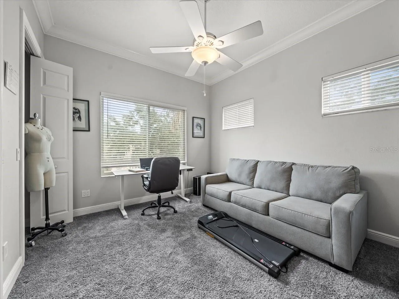 254 7TH AVE N