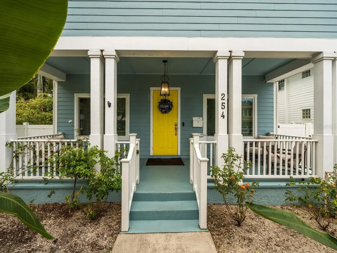 254 7TH AVE N