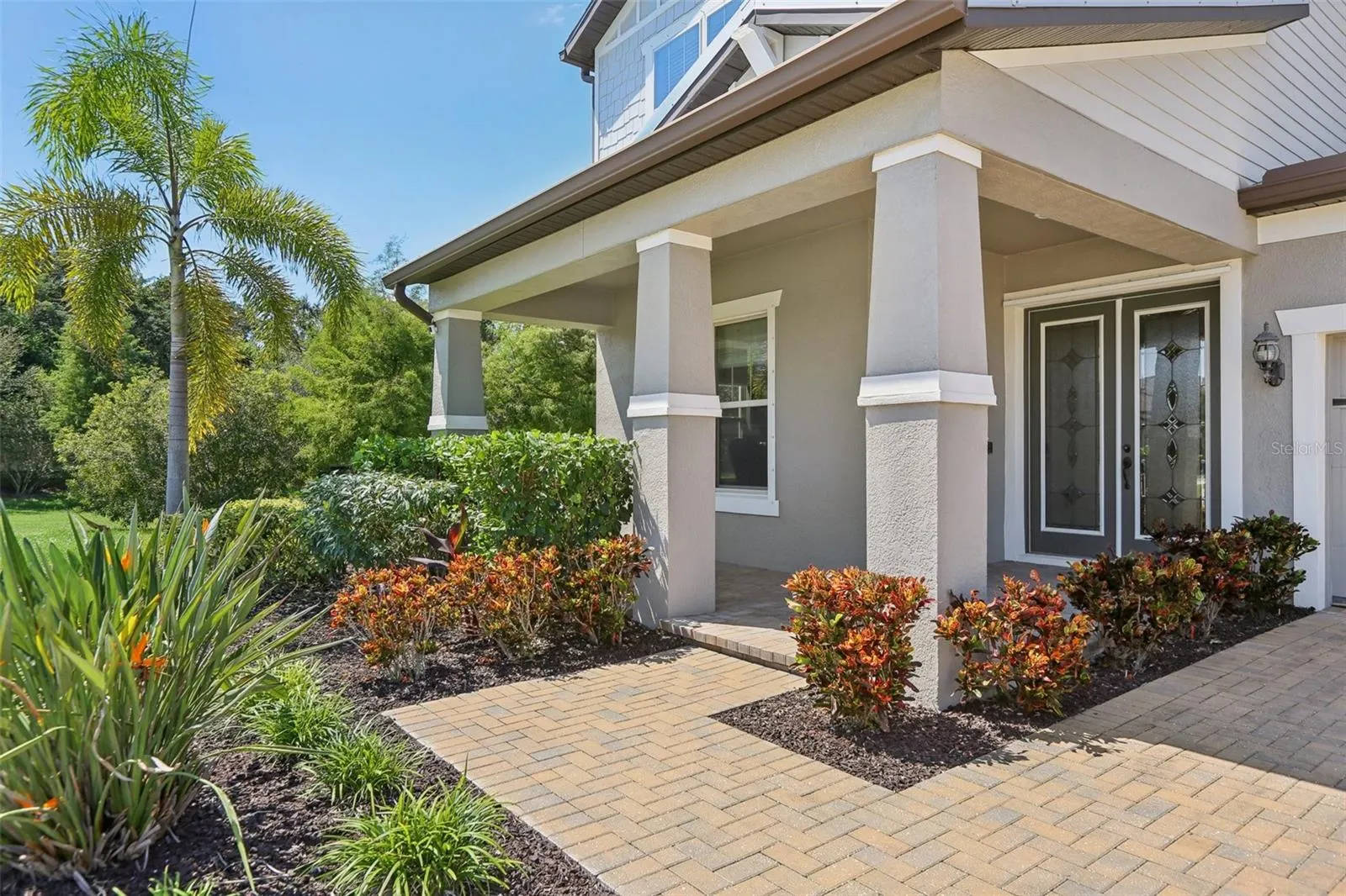 842 FOREST GLEN CT
