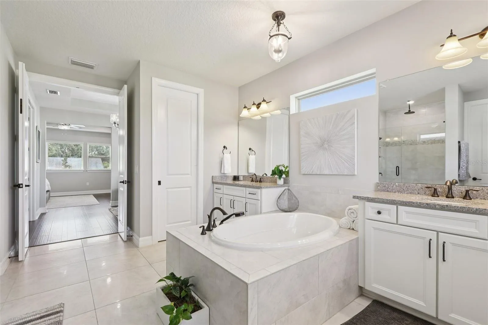 842 FOREST GLEN CT