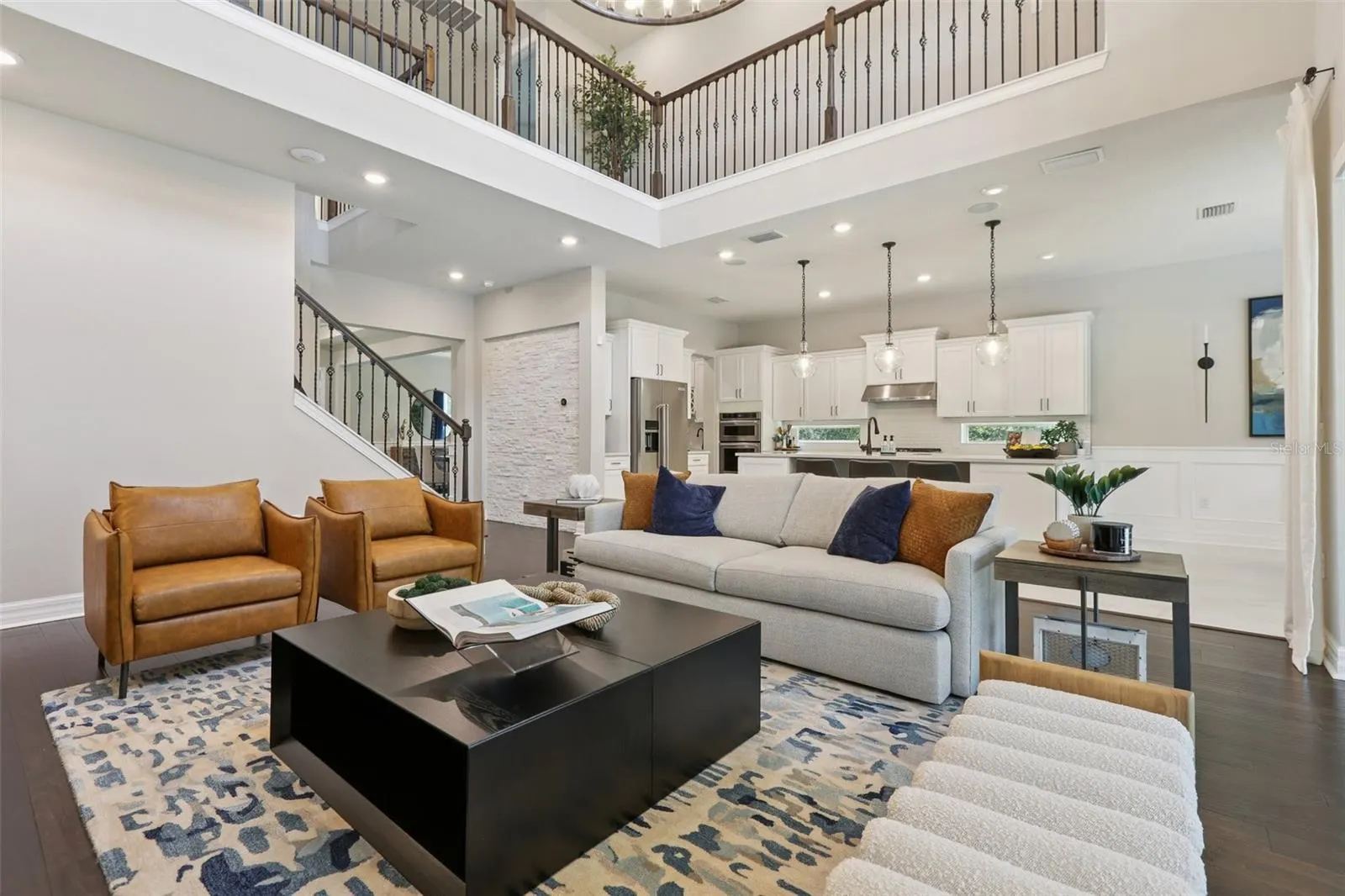 842 FOREST GLEN CT