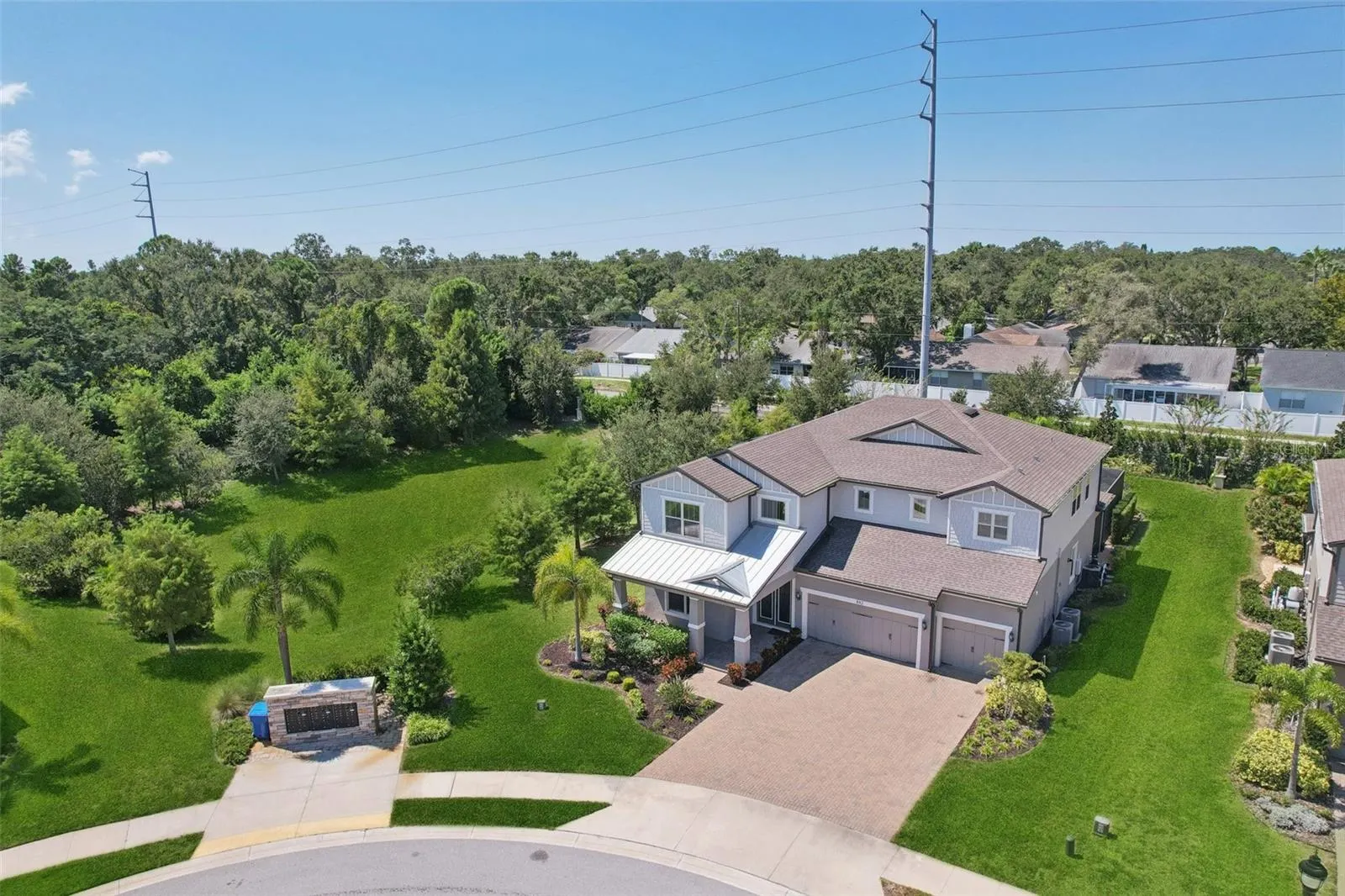 842 FOREST GLEN CT